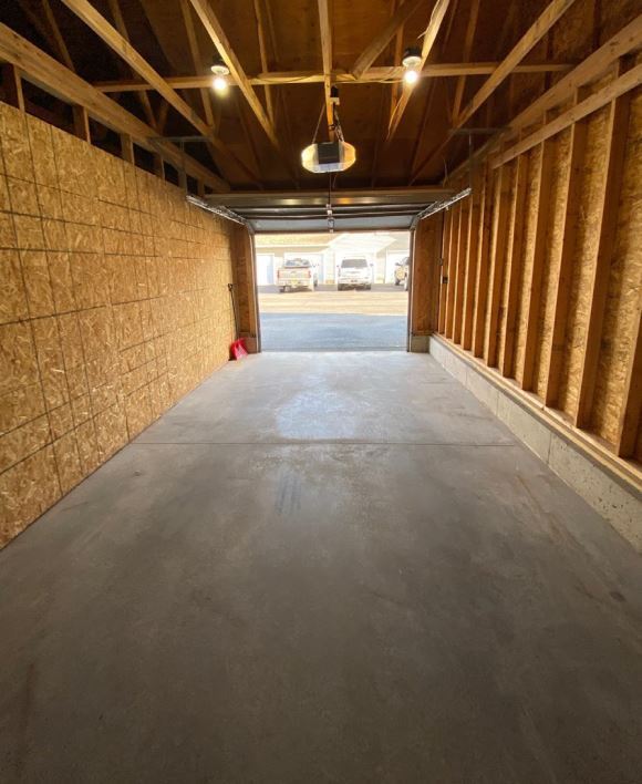 Building Photo - 204 Betsinger Rd