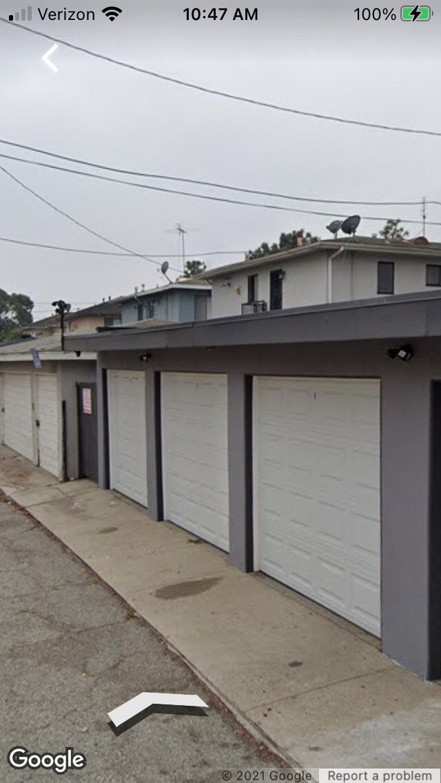 Building Photo - 11702 Crenshaw Blvd
