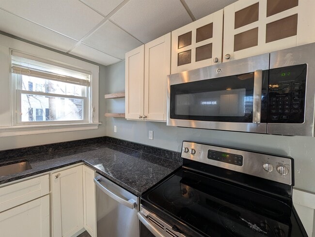 Building Photo - 204 Rockland St