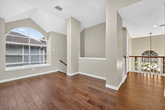 Building Photo - 6311 Drake Elm Dr