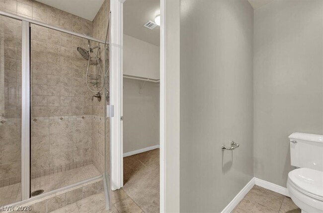 Building Photo - 2405 W Serene Ave