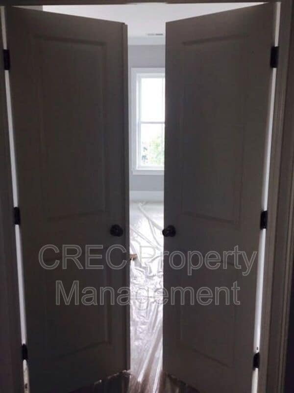 Building Photo - 1483 Hollenberg Ln