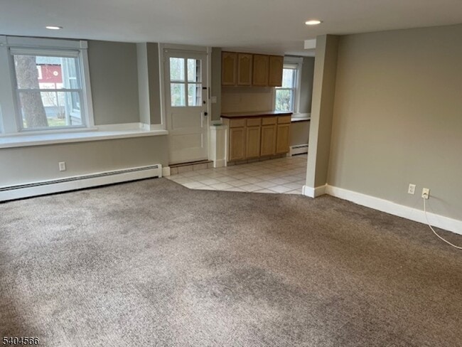 Building Photo - 96 Ridgedale Ave