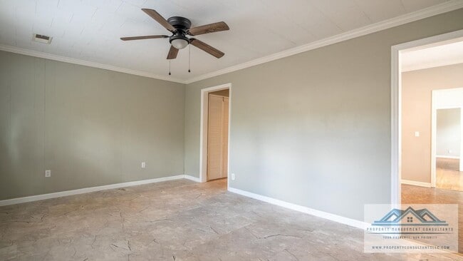 Building Photo - 901 Hermitage Dr