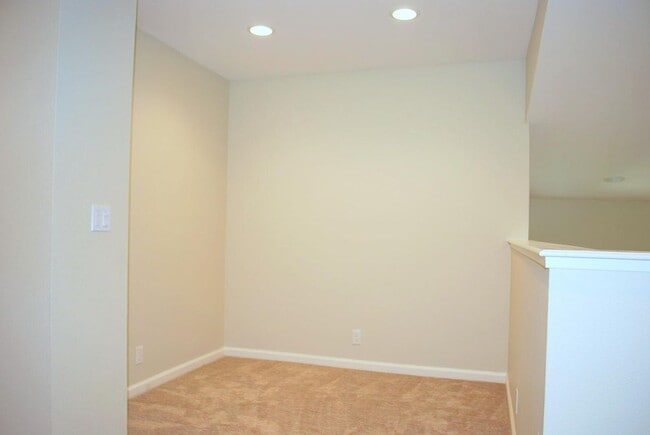 Building Photo - Wonderful Detached Home in Sought After San Ramon Neighborhood ! Trevari at Gale Ranch !