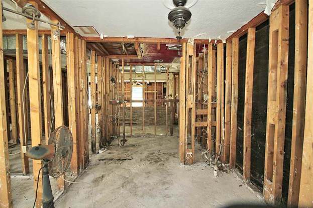 Building Photo - 106 Kirby Cir
