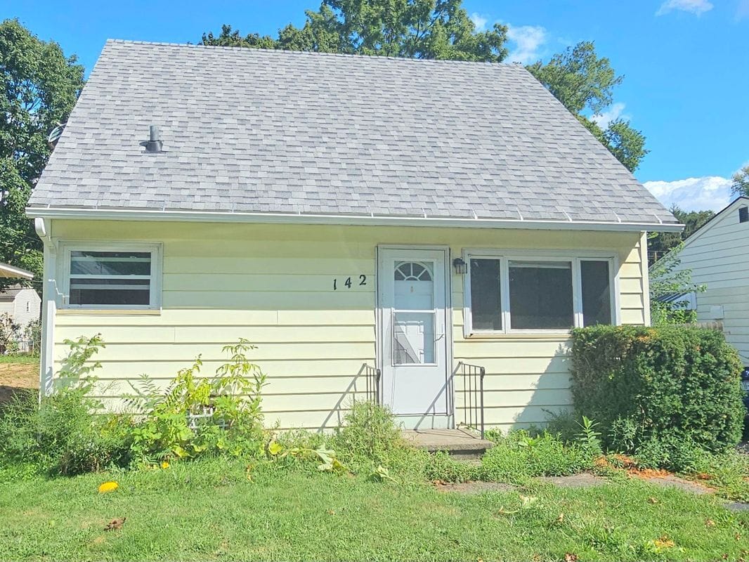 Building Photo - 142 Heberle Rd