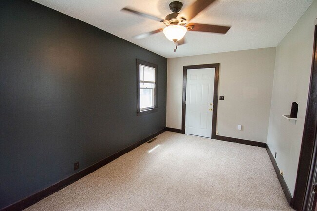 Building Photo - Charming 2BR Home On Spacious Lot With Garage And Shed