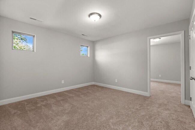 Building Photo - Spacious Home with Loft & 2-Car Garage in Prime Location in Hardin Valley school district!