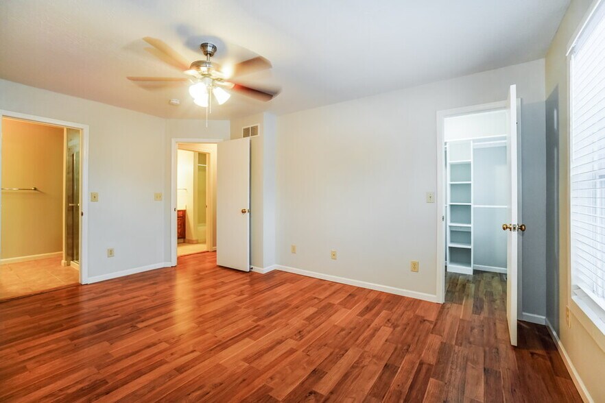 Building Photo - 101 Miners Ct