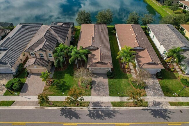 Building Photo - 30588 Chesapeake Bay Dr