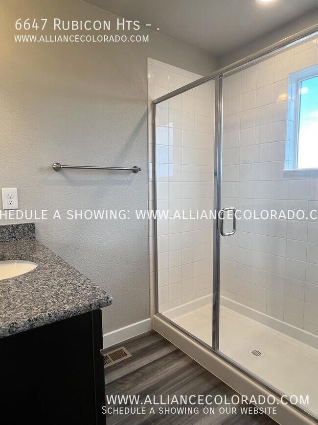 Building Photo - 6647 Rubicon Hts