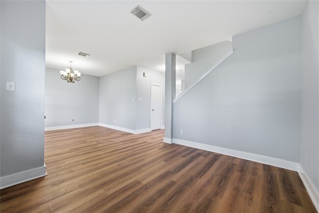 Building Photo - 1613 Palcio Real Dr
