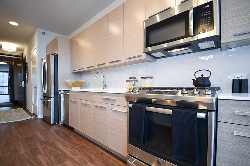 Building Photo - 801 W Madison St