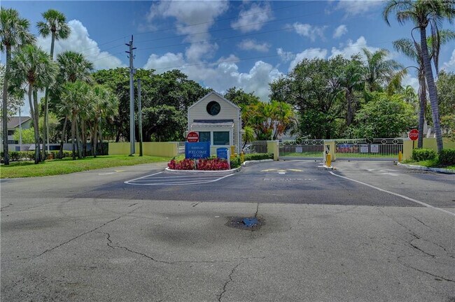 Building Photo - 3457 NW 44th St