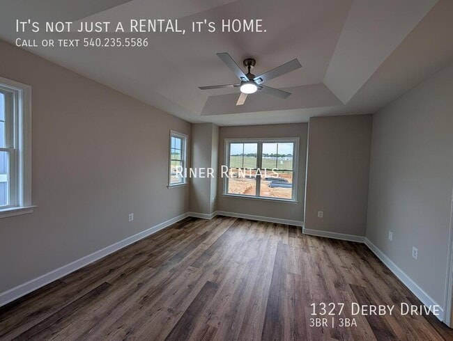 Building Photo - 1327 Derby Dr