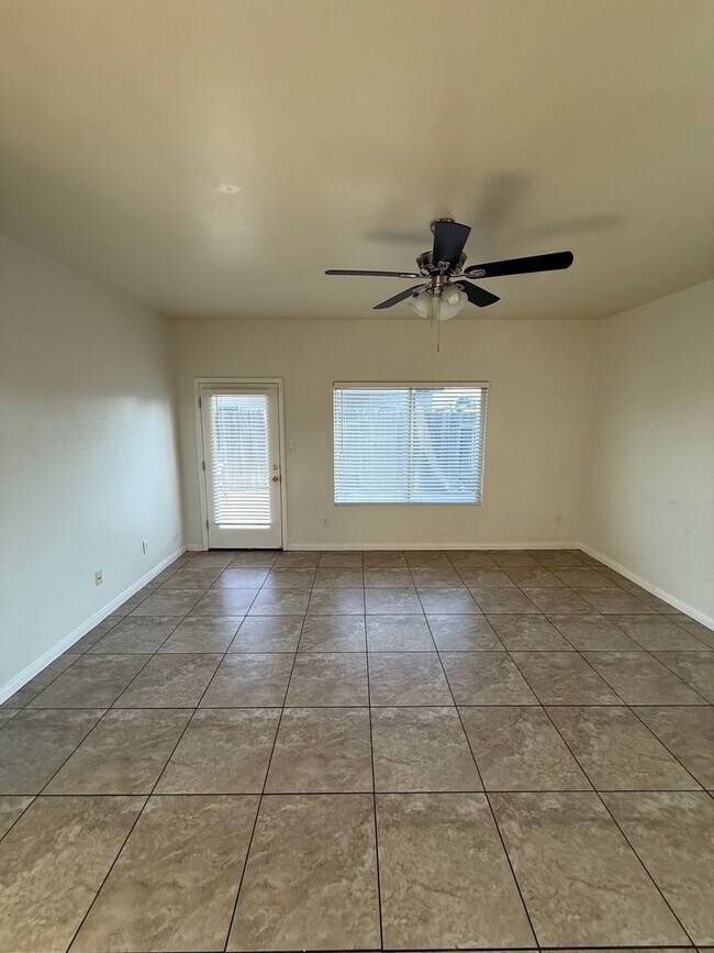 Building Photo - 2623 Bagwell Ct