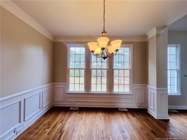 Building Photo - 96 Lamplighter Way