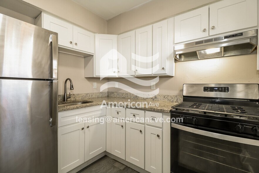 Building Photo - 1629 Dounton St