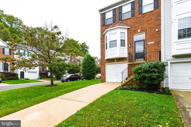 Building Photo - 9815 Berrywood Ct