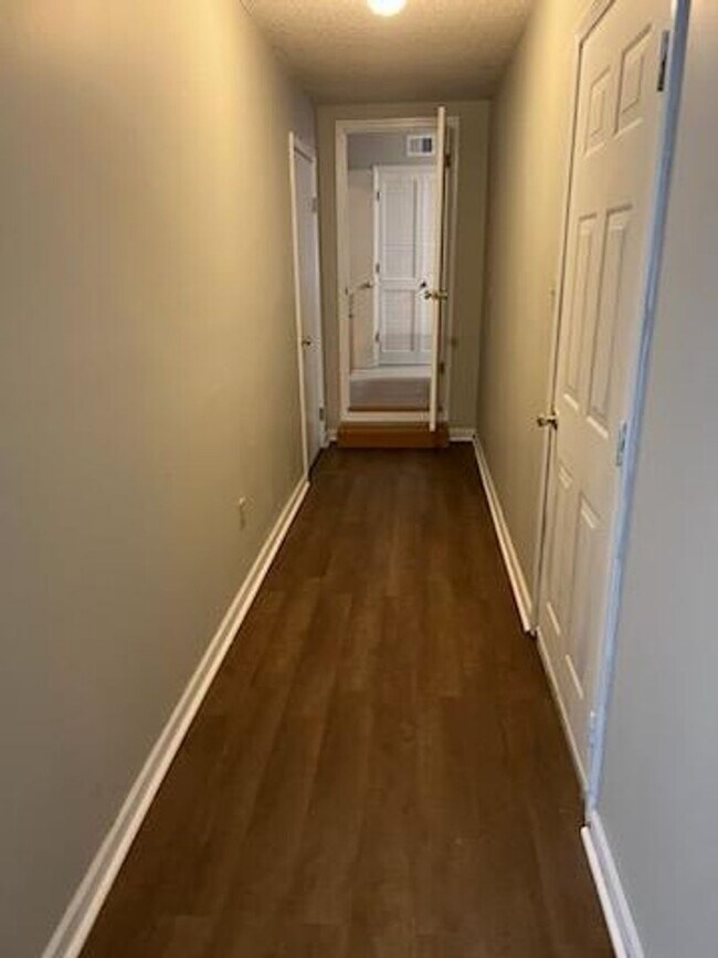 Building Photo - Stunning 4-Bedroom Home in Memphis - Space, Comfort & Style!