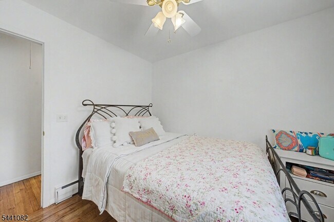 Building Photo - 23 Distler Ave