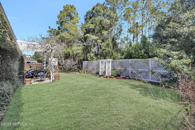 Building Photo - 7963 Mt Ranier Dr
