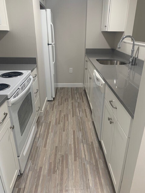 Building Photo - 90 South St