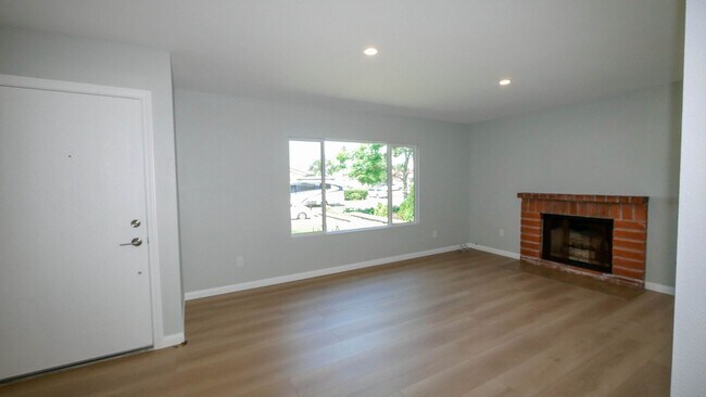 Building Photo - OPEN HOUSE, SAT.,  NOV. 1 from 10:30 - 11 ...