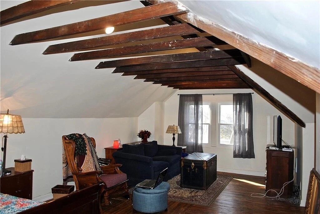 Building Photo - 3251 Silsby Rd