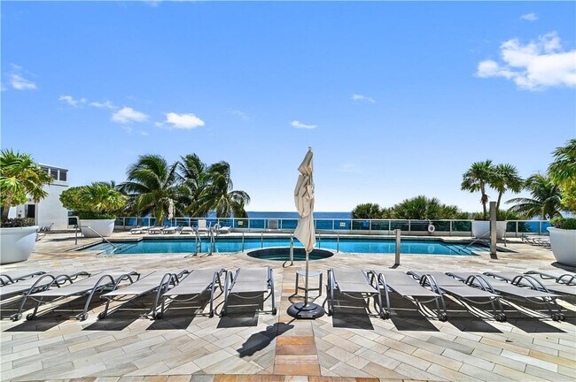 Building Photo - 1600 S Ocean Blvd