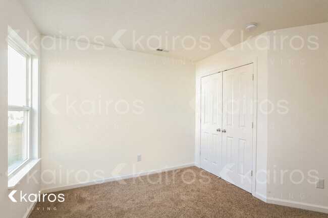 Building Photo - 10302 Deer Crest Lane