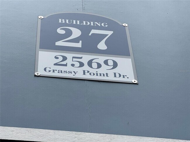 Building Photo - 2569 Grassy Point Dr