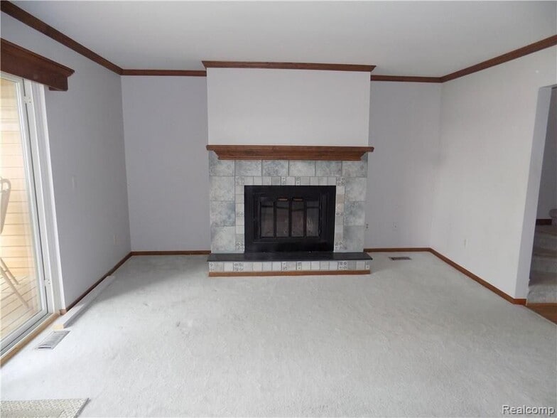 Building Photo - 48195 Bayshore Dr