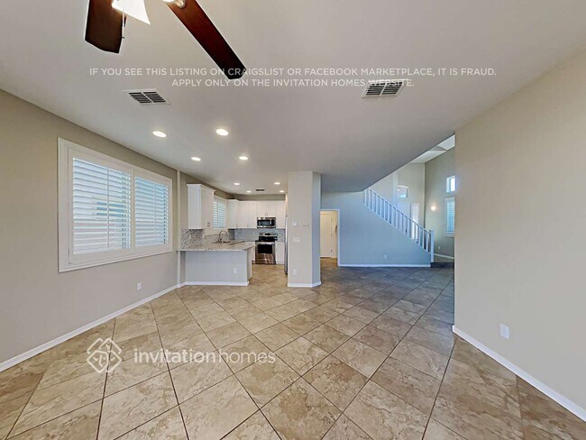 Building Photo - 20210 W Desert Bloom St