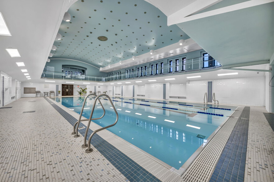 The Athlon - Indoor Swimming Pool - The Athlon