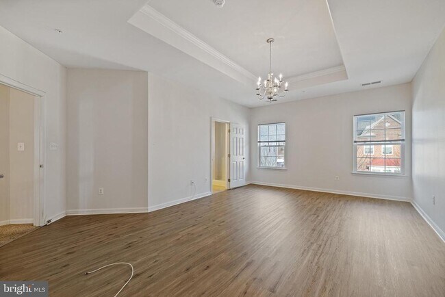 Building Photo - 942 Hall Station Dr