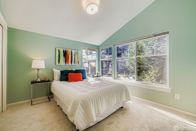 Building Photo - 3Bd/3.5Ba Seattle Townhouse