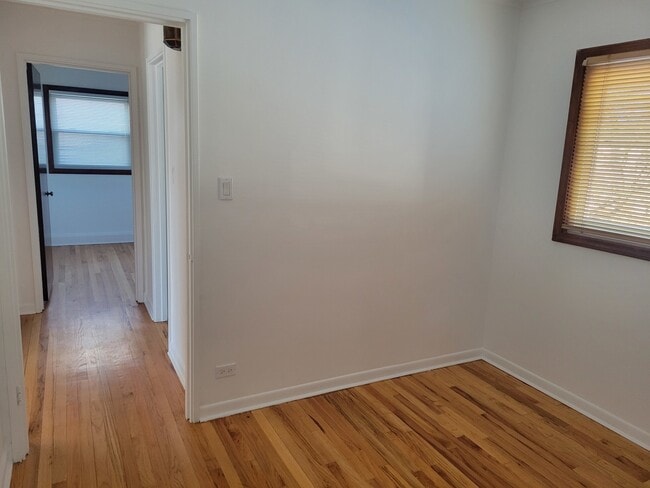 Building Photo - 2382 S Scott St