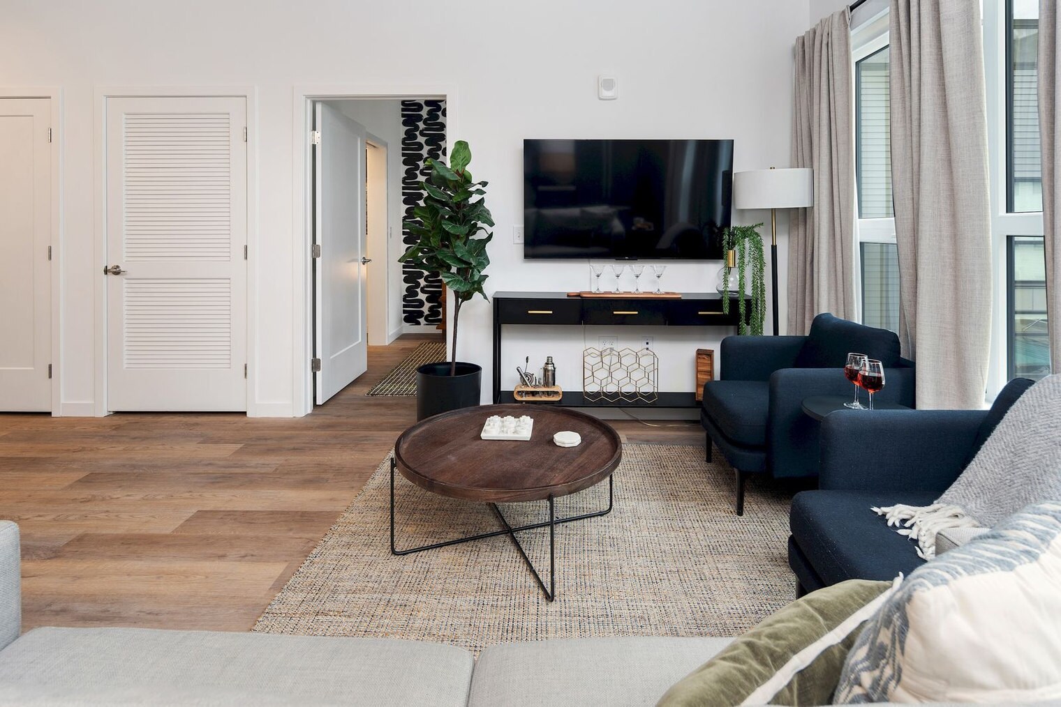 Building Photo - 202 Mill Rd