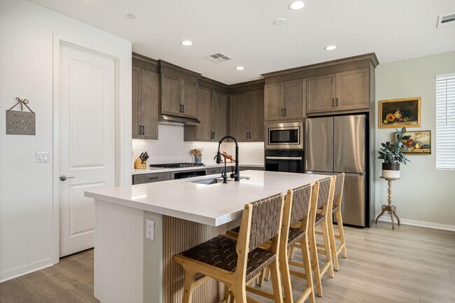 Building Photo - 81887 Via Encinitas
