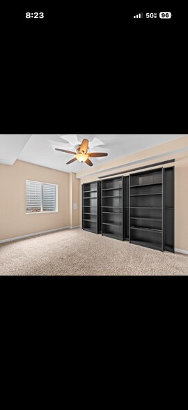 Building Photo - 1140 Hyde Park