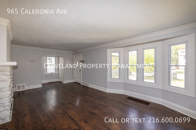 Building Photo - 965 Caledonia Ave