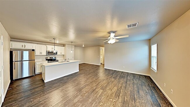 Building Photo - 5007 Avion Ct