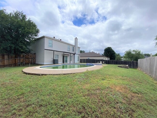 Building Photo - 1125 Greenbend Dr