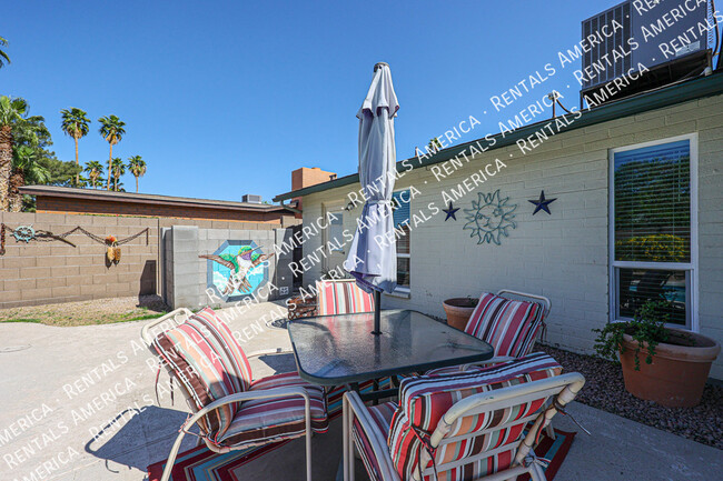 Building Photo - 2466 W Onza Ave