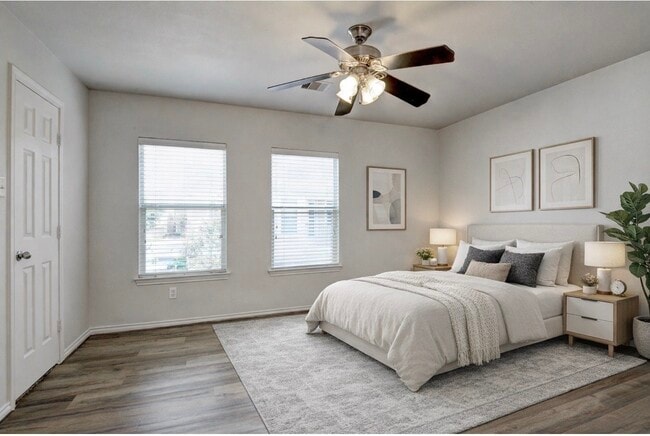 Building Photo - 7042 Plum Creek Terrace Ln