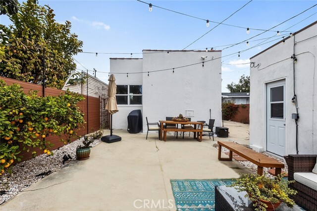 Building Photo - 4169 Denker Ave