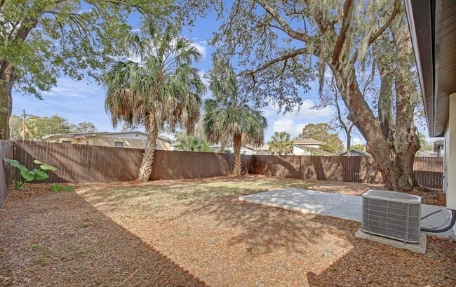 Building Photo - 6319 S Church Ave