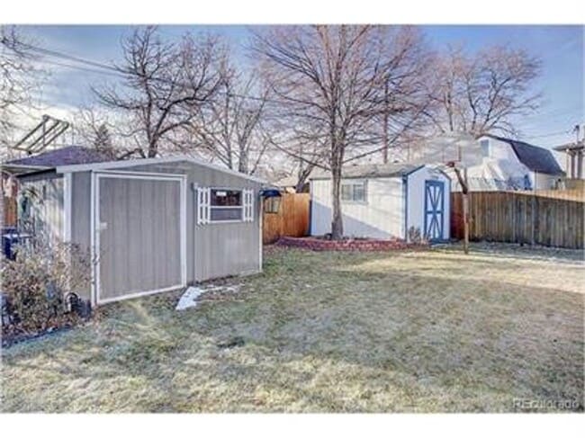 Building Photo - 10711 Blue Jay Ln